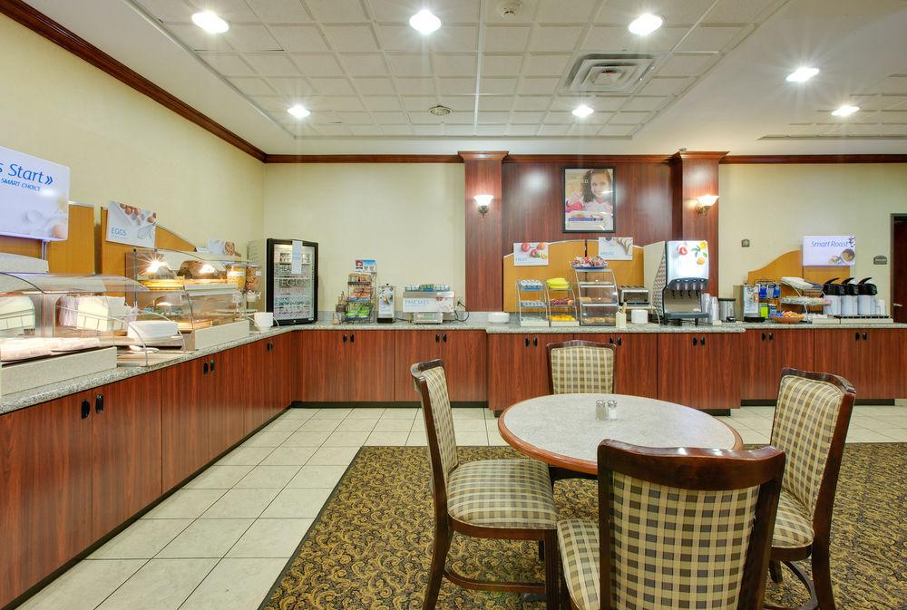 Holiday Inn Express Hotel & Suites Abilene Mall South By Ihg Ngoại thất bức ảnh