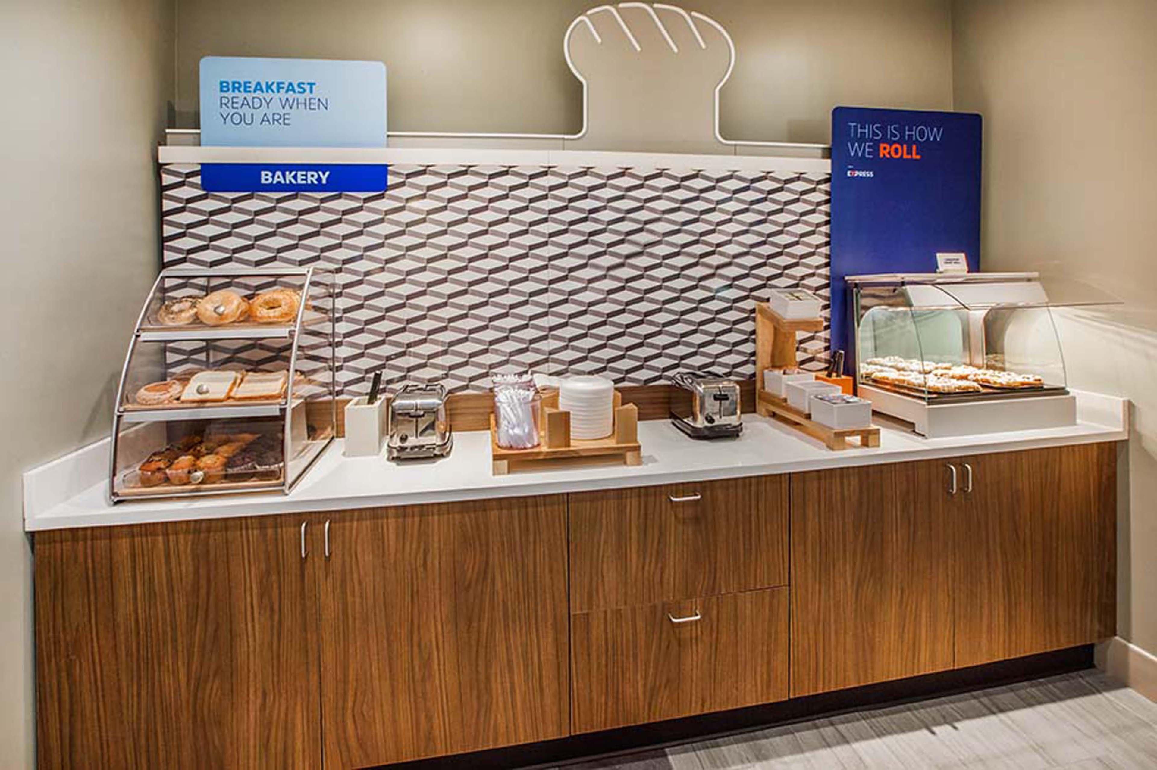 Holiday Inn Express Hotel & Suites Abilene Mall South By Ihg Ngoại thất bức ảnh
