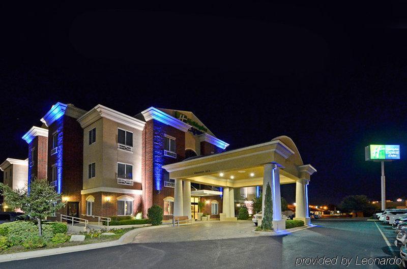 Holiday Inn Express Hotel & Suites Abilene Mall South By Ihg Ngoại thất bức ảnh