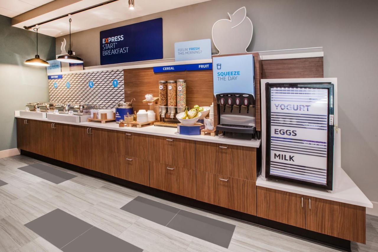 Holiday Inn Express Hotel & Suites Abilene Mall South By Ihg Ngoại thất bức ảnh